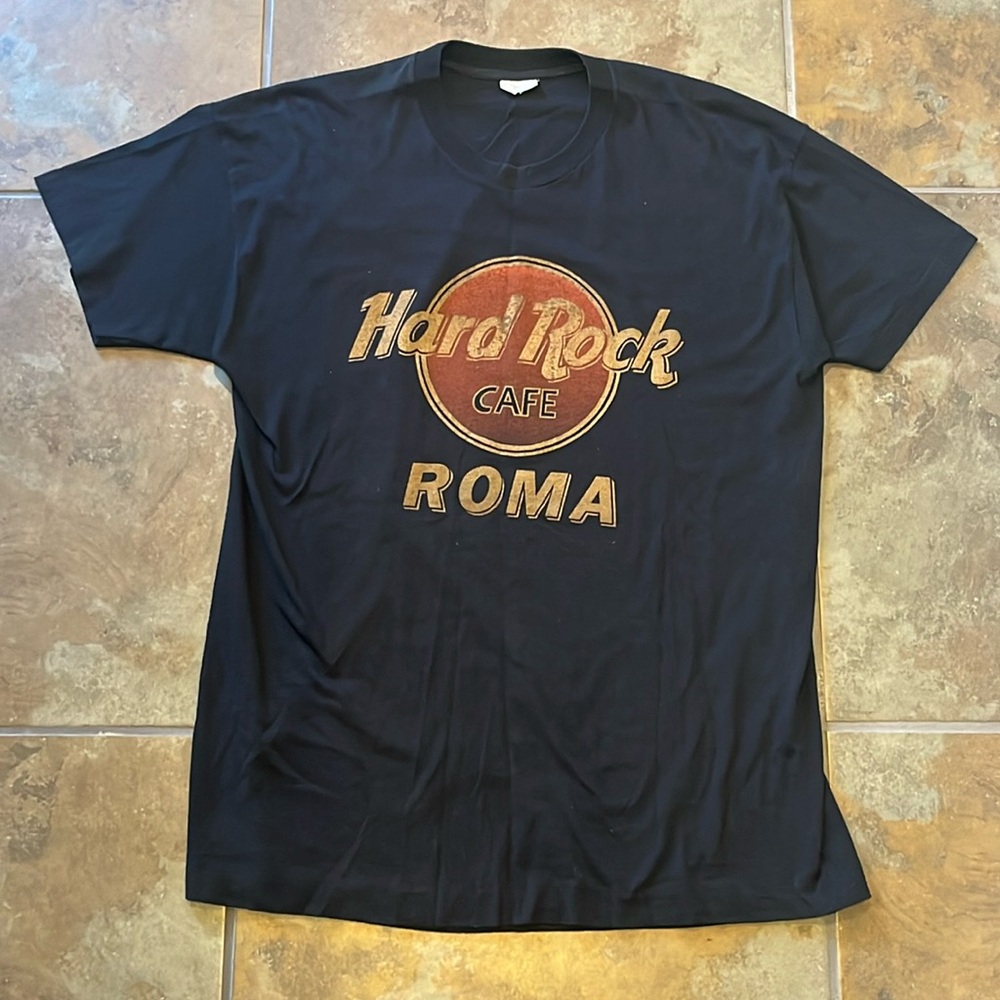 Vintage 90s single stitch Hard Rock Cafe Roma mens XL Tshirt perfect condition